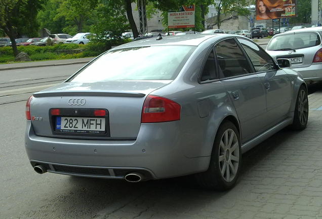 Audi RS6 Sedan C5