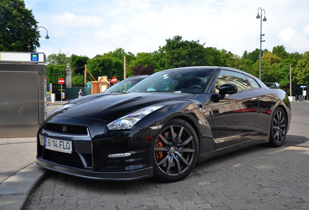 Nissan GT-R 2011