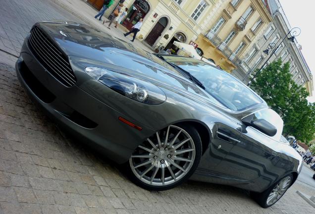 Aston Martin DB9 Volante