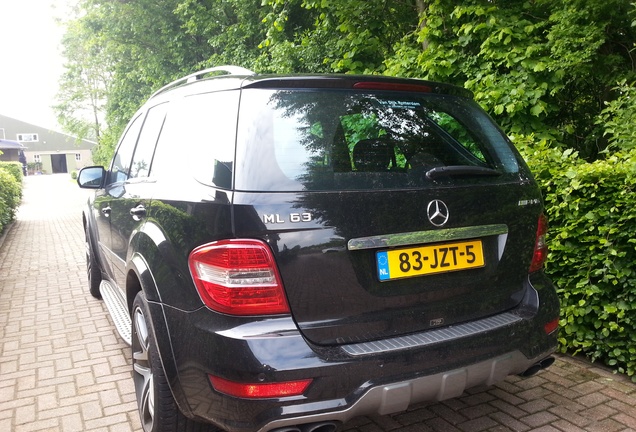 Mercedes-Benz ML 63 AMG 10th Anniversary