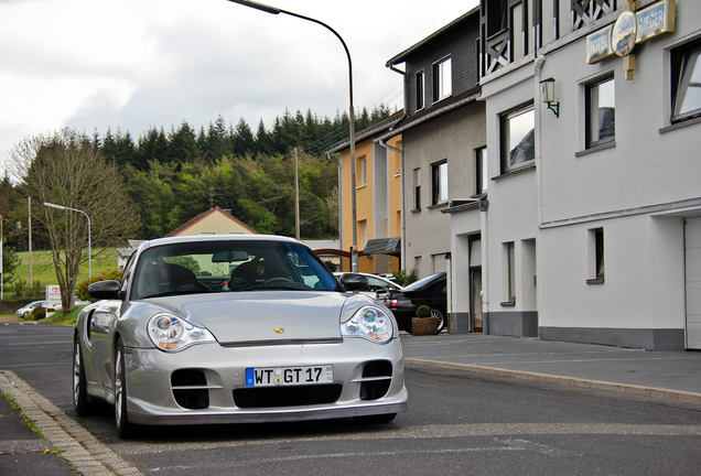 Porsche 996 GT2