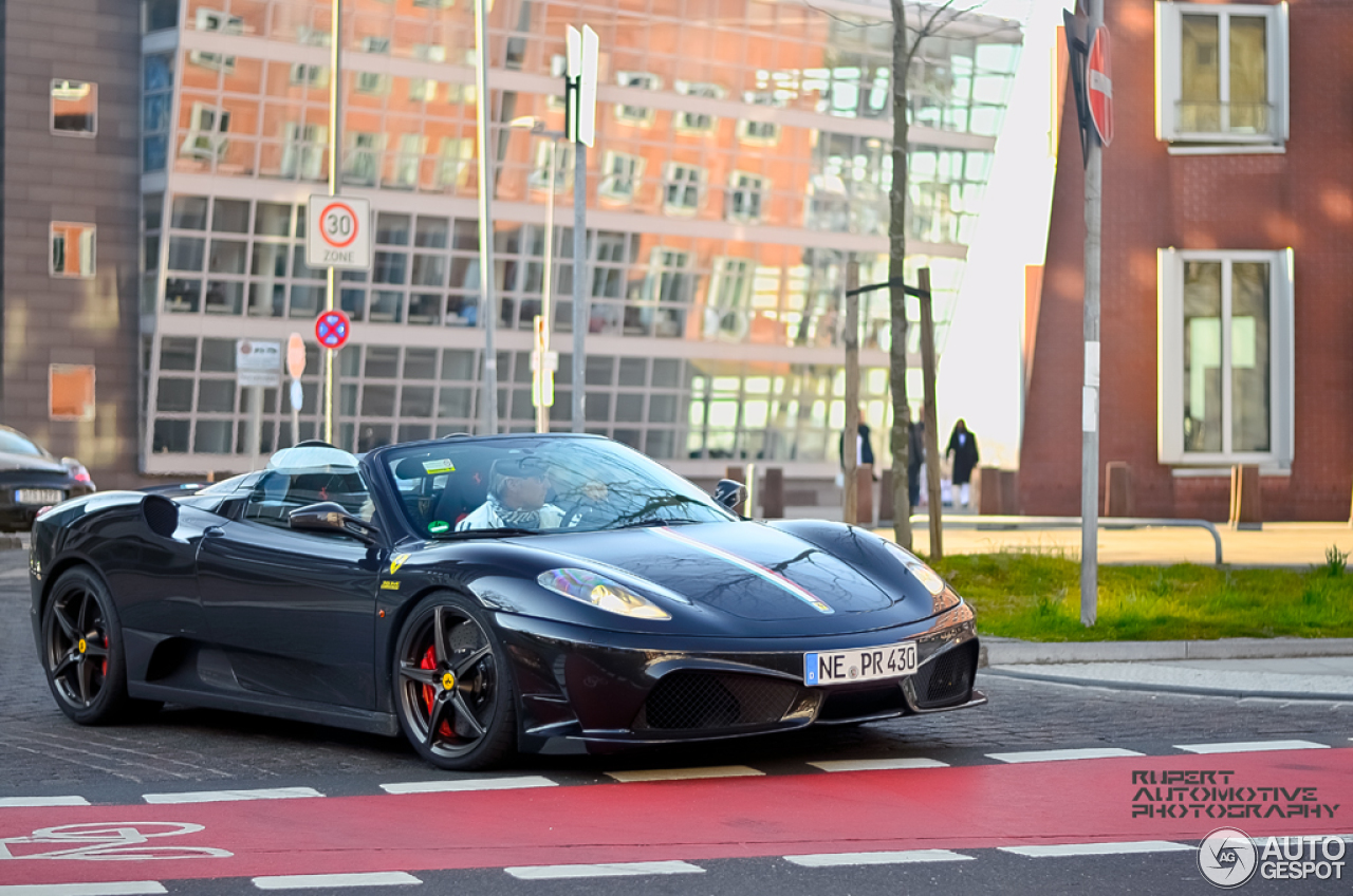 Ferrari Scuderia Spider 16M