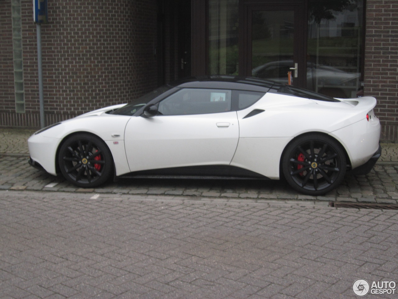 Lotus Evora S Sports Racer