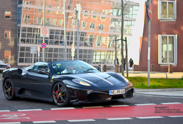 Ferrari Scuderia Spider 16M