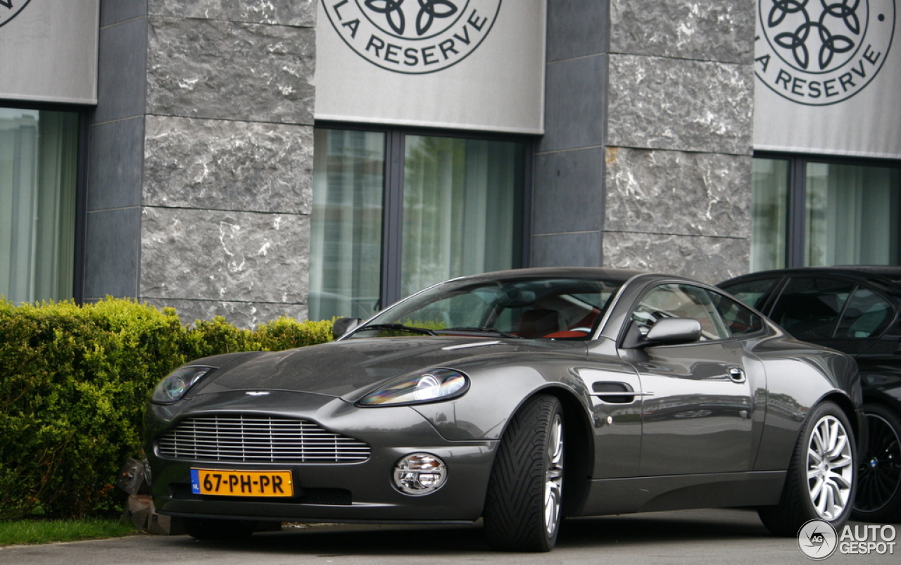 Aston Martin Vanquish