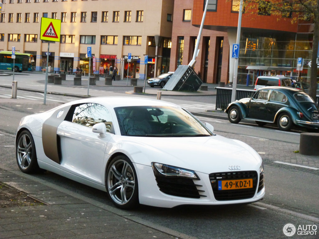 Audi R8