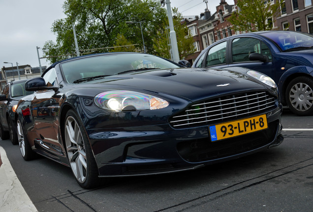 Aston Martin DBS Volante