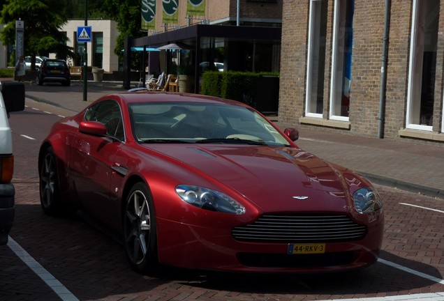 Aston Martin V8 Vantage