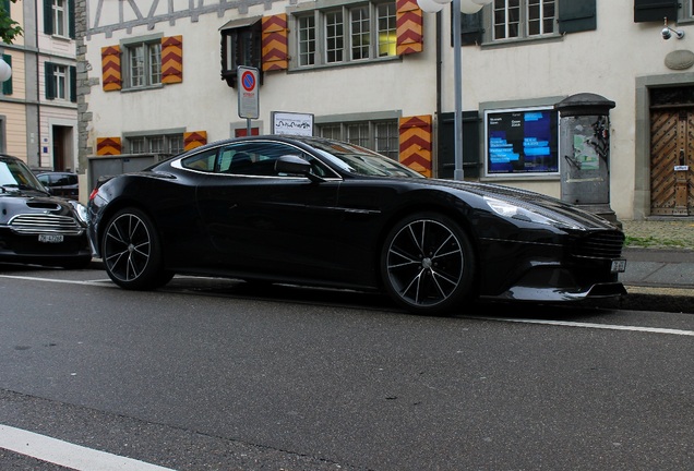 Aston Martin Vanquish 2013