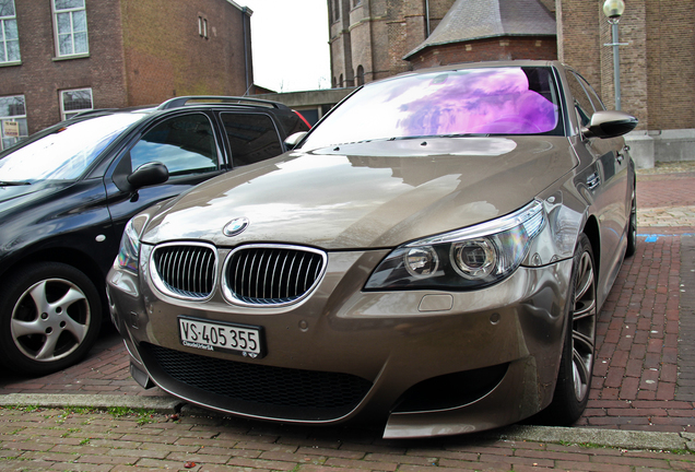 BMW M5 E60 2005