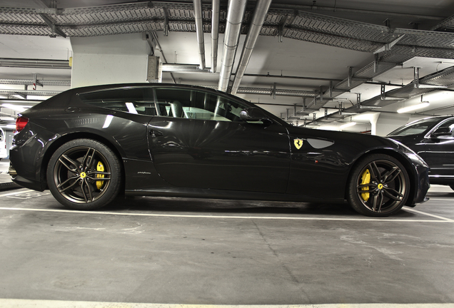 Ferrari FF