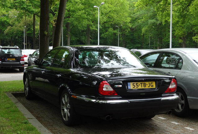 Jaguar XJR