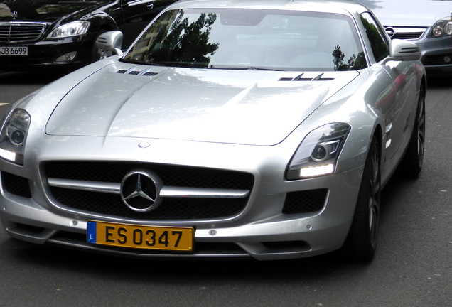 Mercedes-Benz SLS AMG