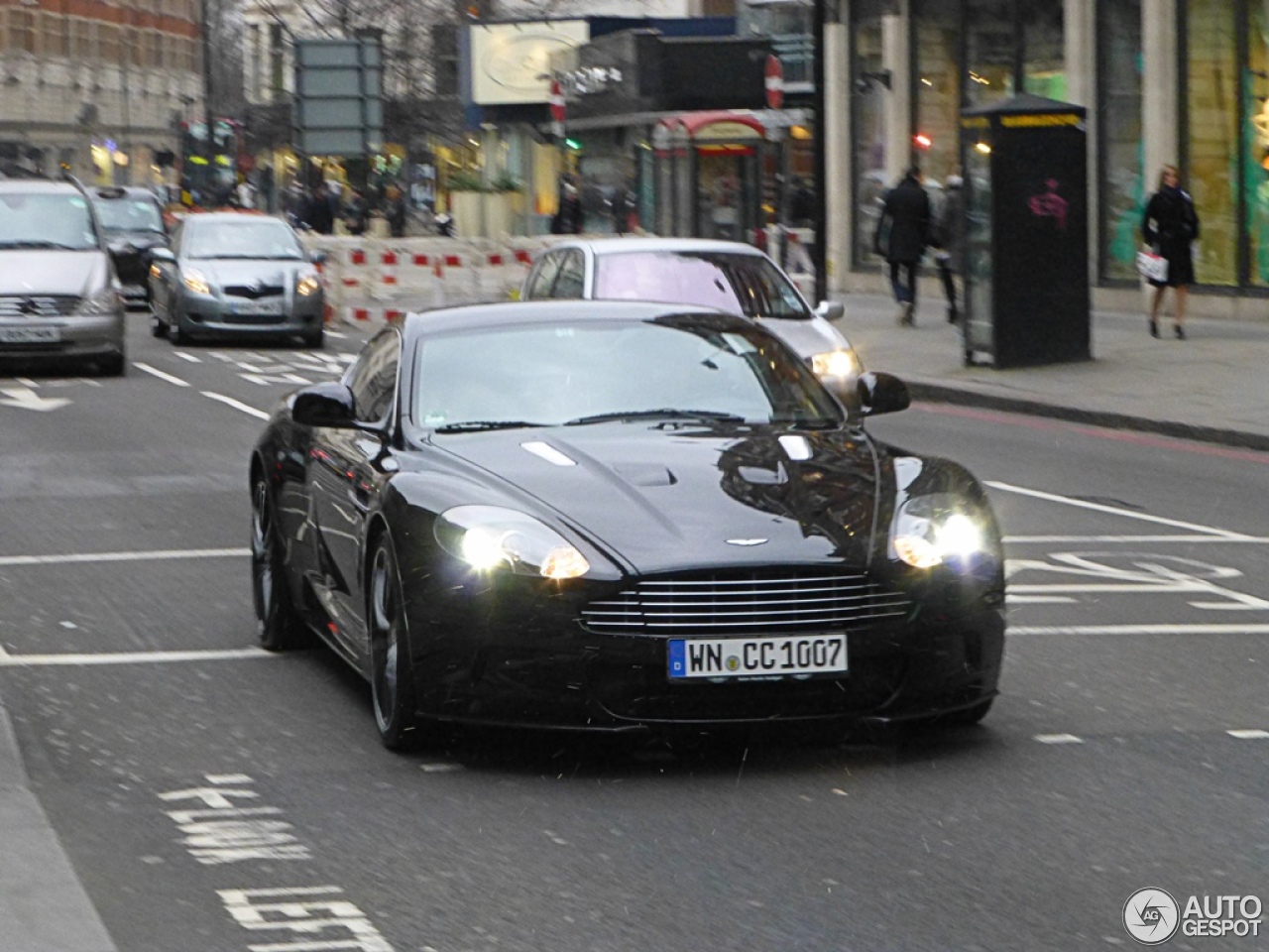 Aston Martin DBS