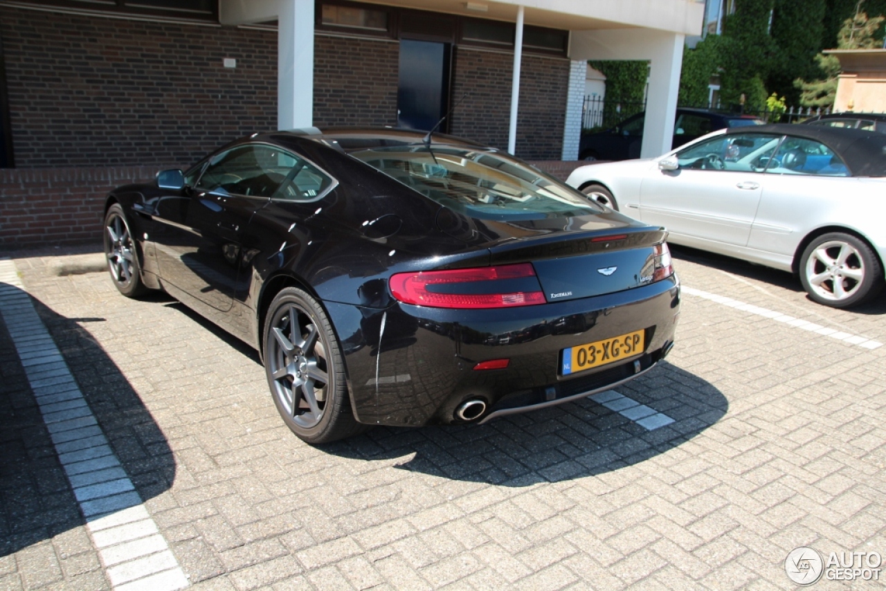 Aston Martin V8 Vantage