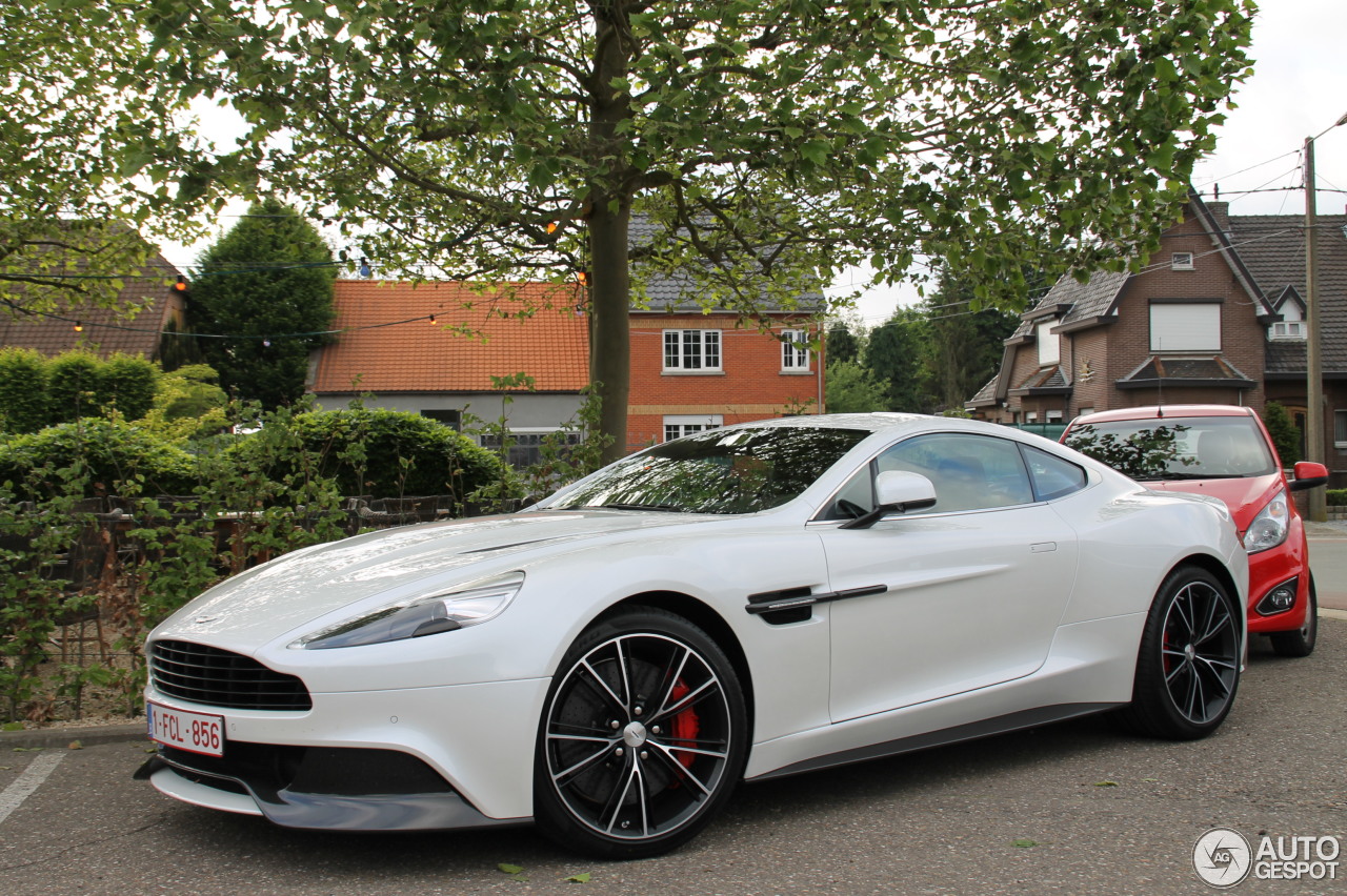 Aston Martin Vanquish 2013