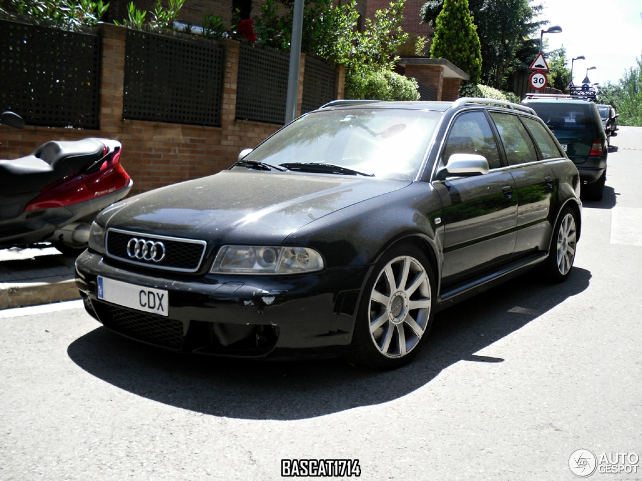 Audi RS4 Avant B5