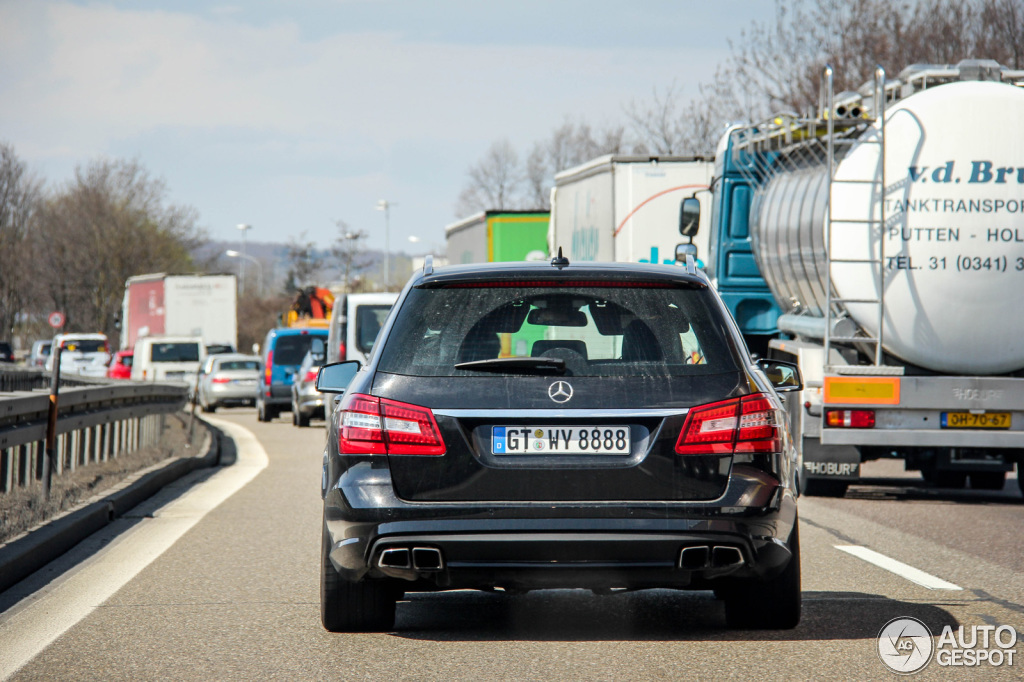 Mercedes-Benz E 63 AMG S212