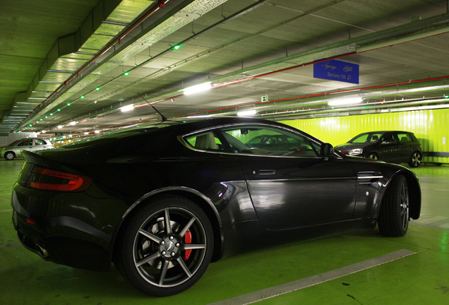 Aston Martin V8 Vantage