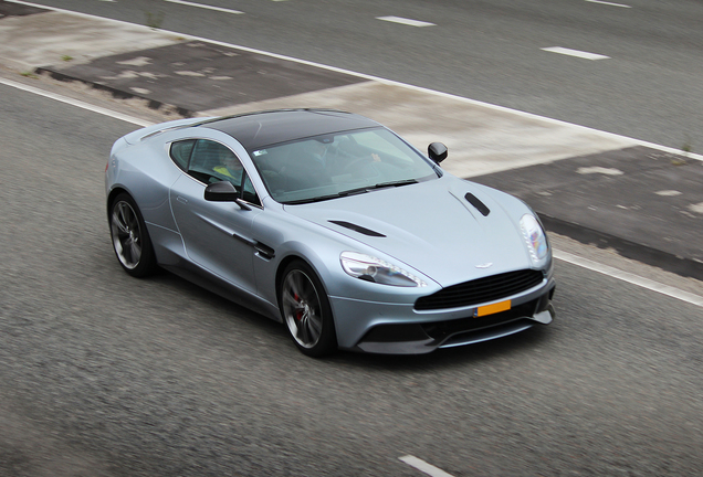 Aston Martin Vanquish 2013