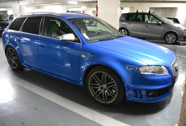 Audi RS4 Avant B7