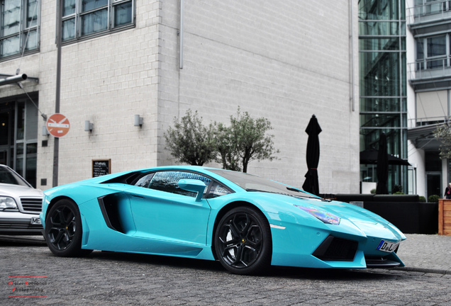 Lamborghini Aventador LP700-4