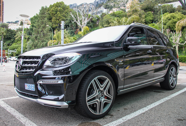 Mercedes-Benz ML 63 AMG W166