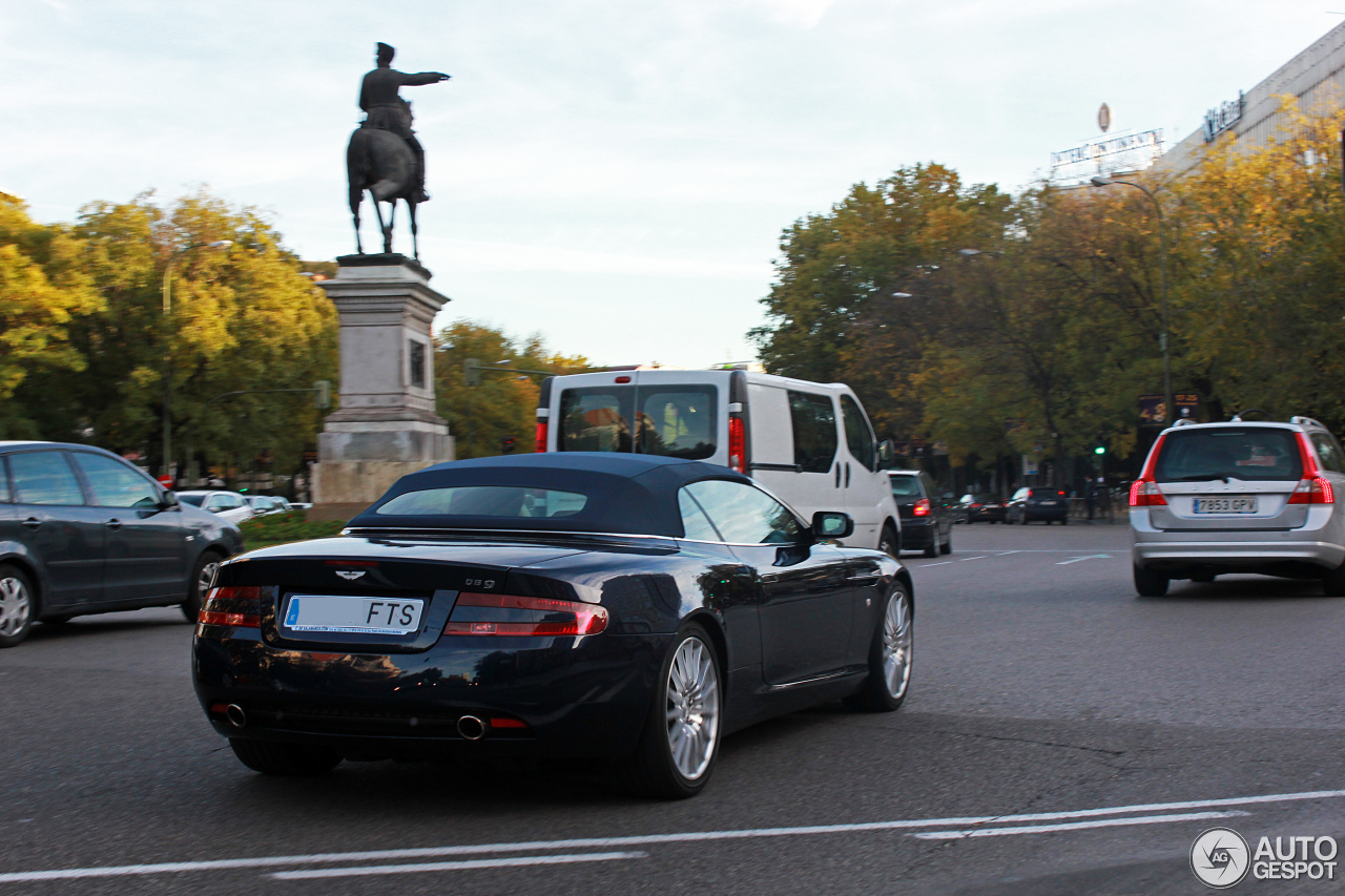 Aston Martin DB9 Volante