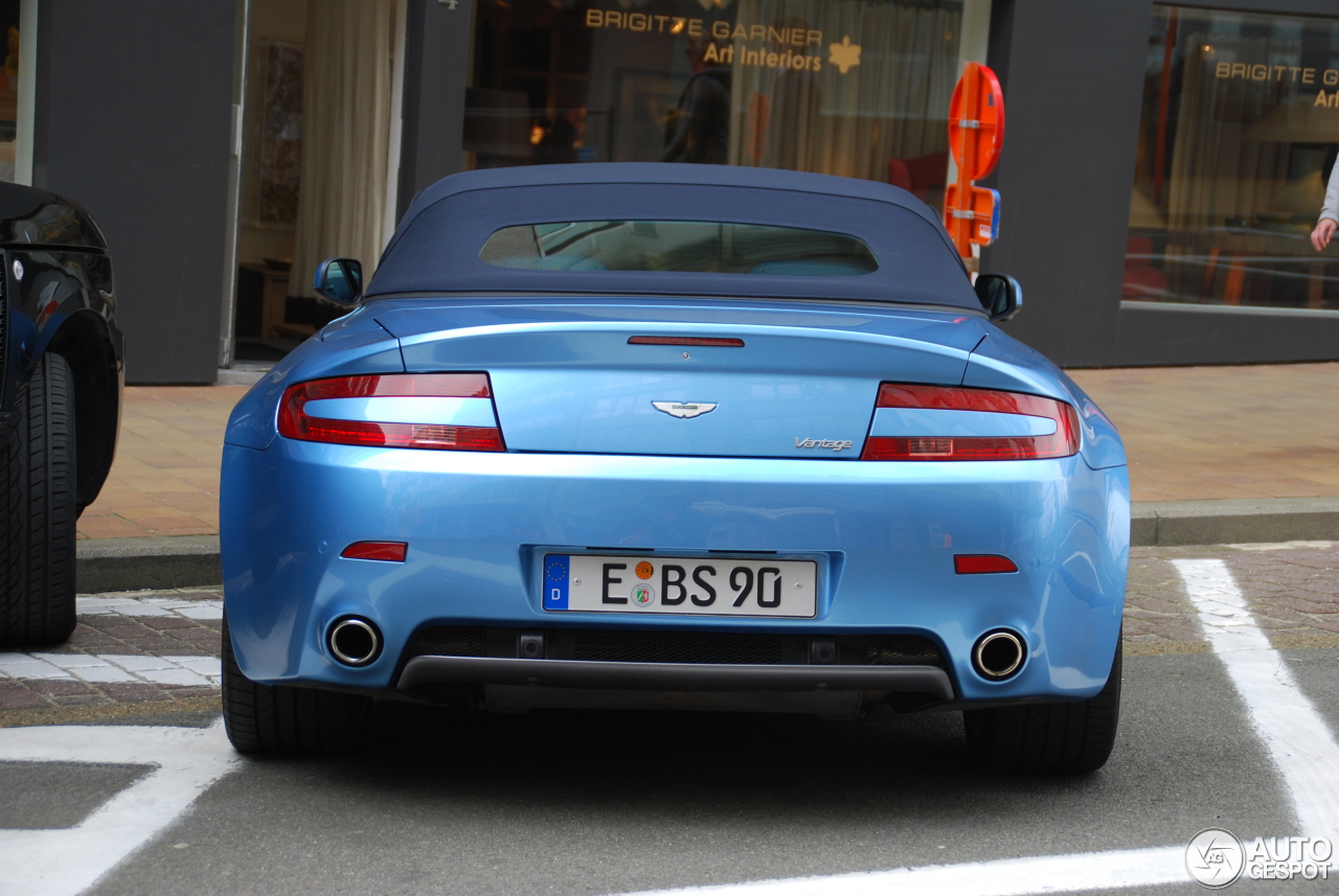 Aston Martin V8 Vantage Roadster