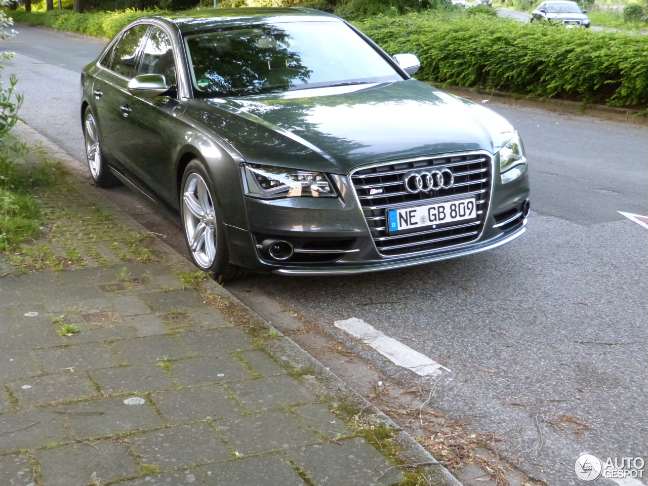 Audi S8 D4