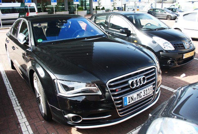 Audi S8 D4