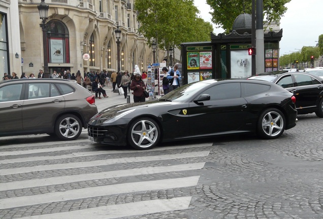 Ferrari FF