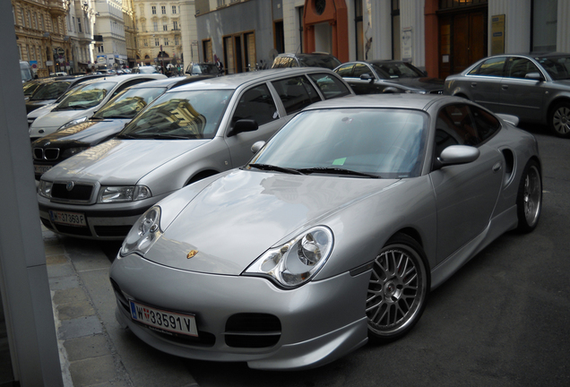 Porsche 996 Turbo