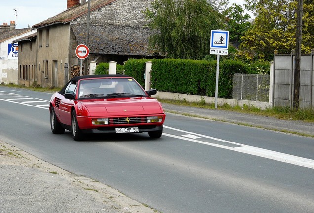 Ferrari Mondial 3.2 Cabriolet