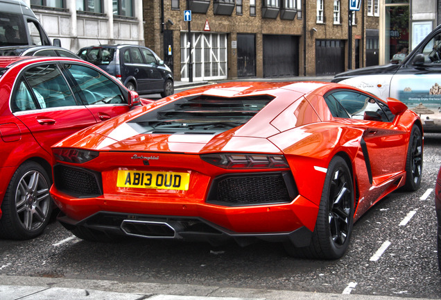 Lamborghini Aventador LP700-4