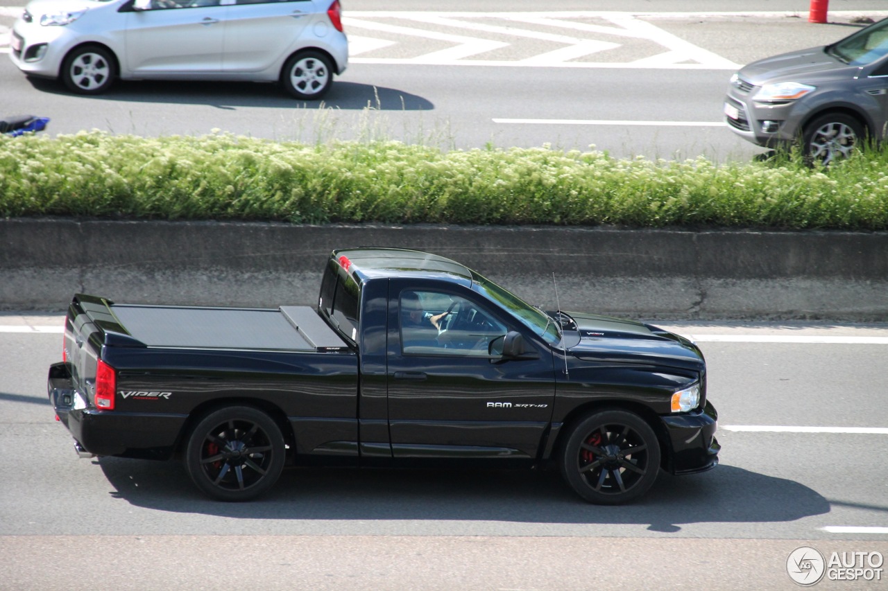 Dodge RAM SRT-10