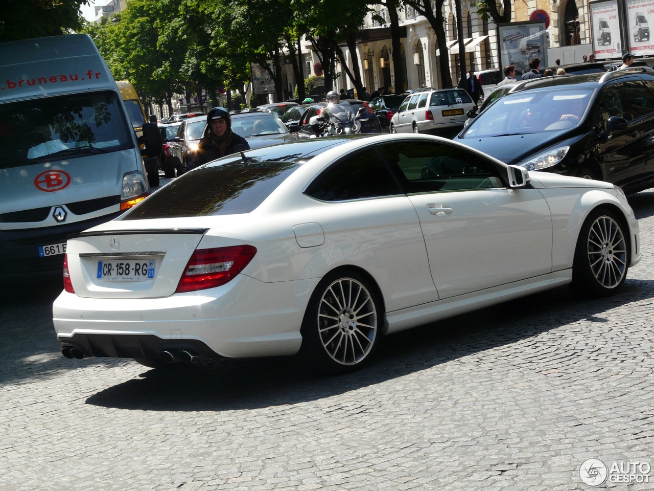 Mercedes-Benz C 63 AMG Coupé