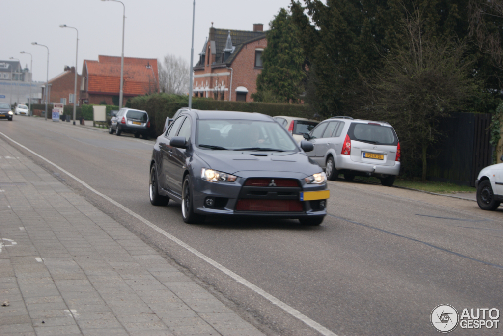 Mitsubishi Lancer Evolution X