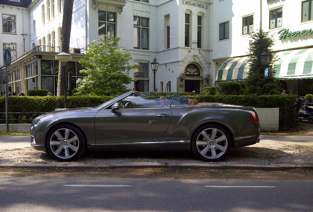 Bentley Continental GTC V8