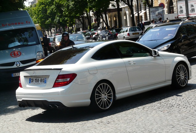 Mercedes-Benz C 63 AMG Coupé