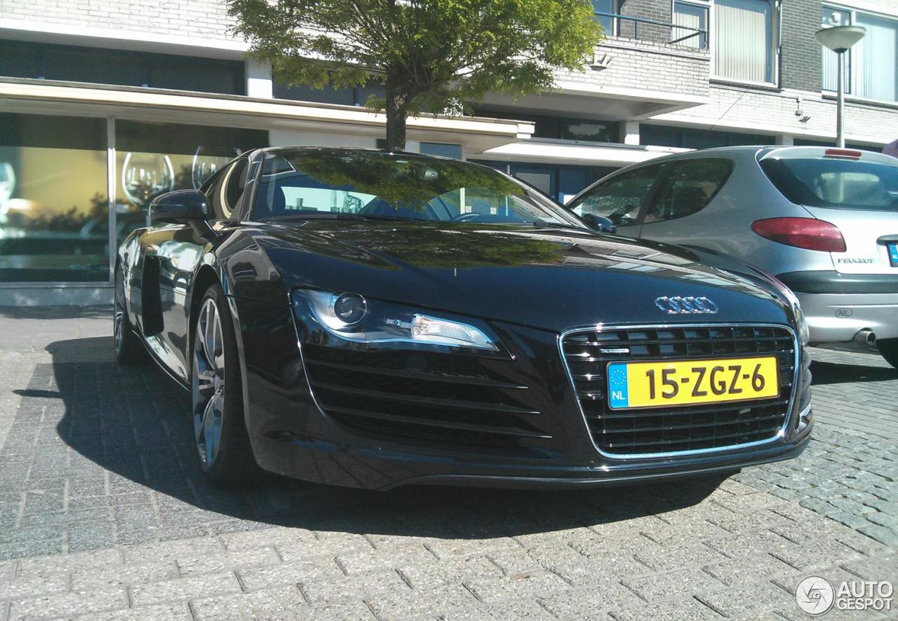 Audi R8