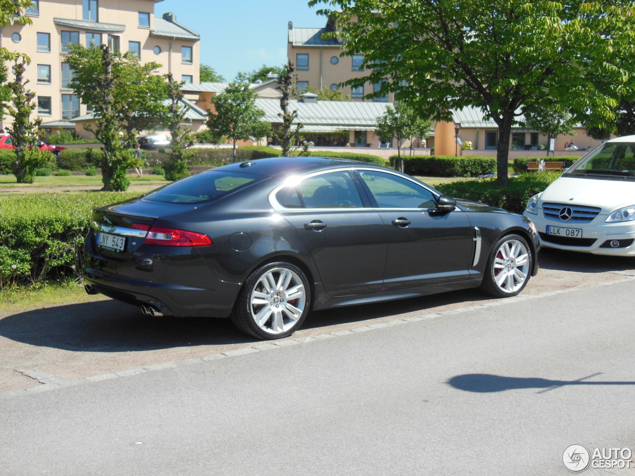 Jaguar XFR