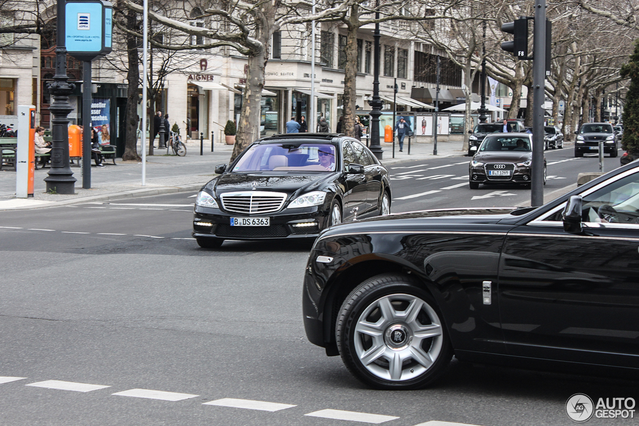 Mercedes-Benz S 63 AMG W221 2011