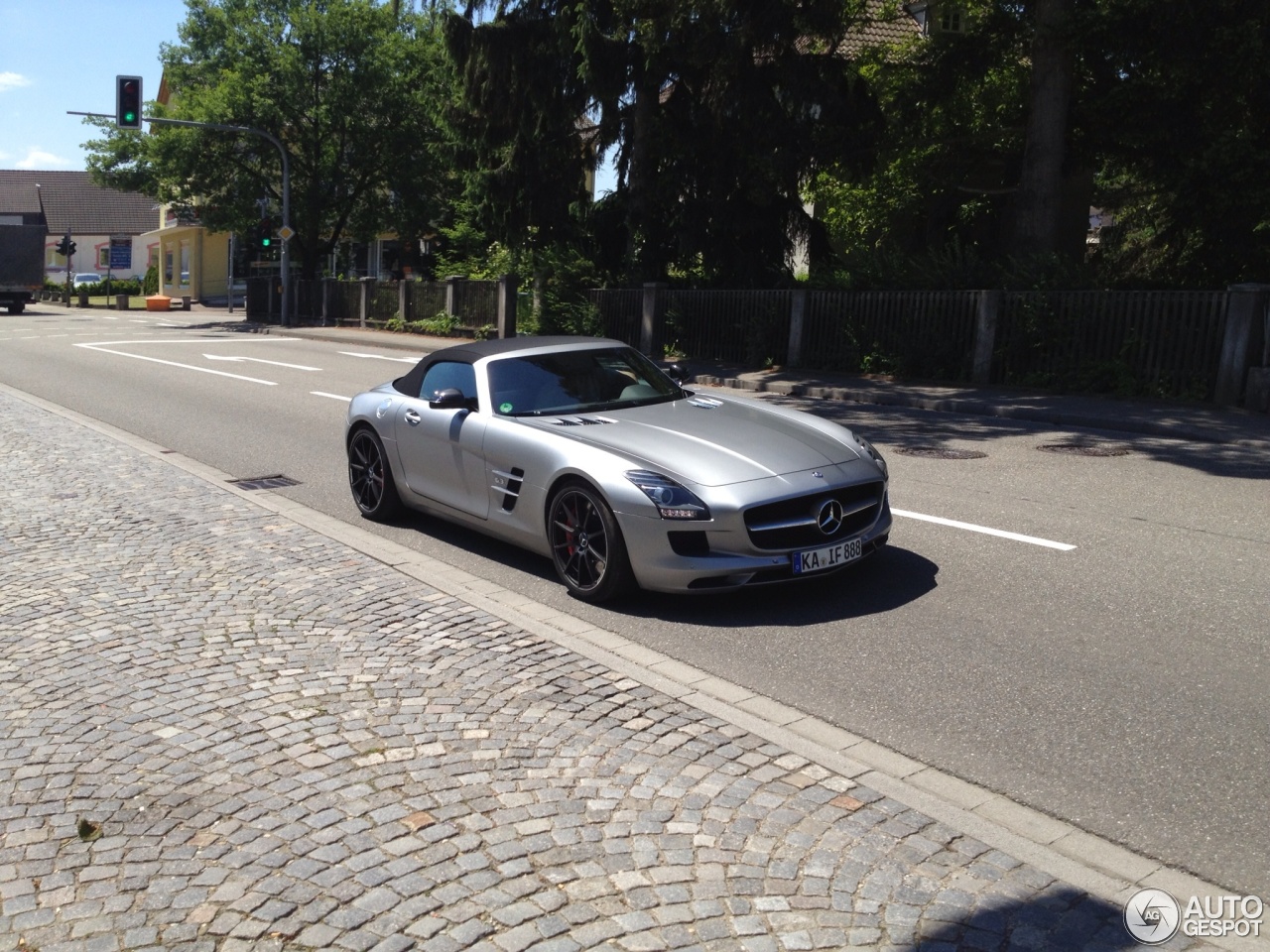 Mercedes-Benz SLS AMG Roadster