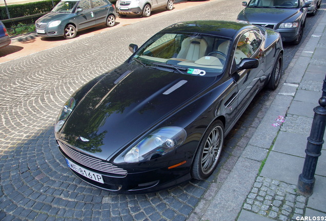 Aston Martin DB9