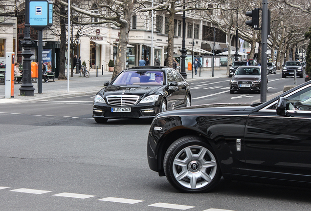 Mercedes-Benz S 63 AMG W221 2011