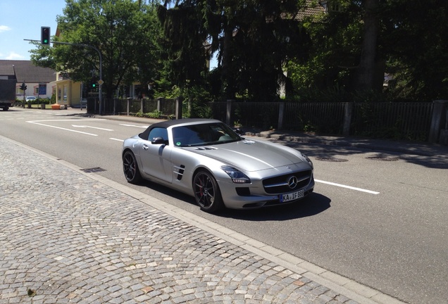 Mercedes-Benz SLS AMG Roadster