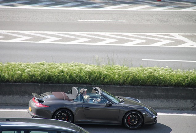 Porsche 991 Carrera 4S Cabriolet MkI