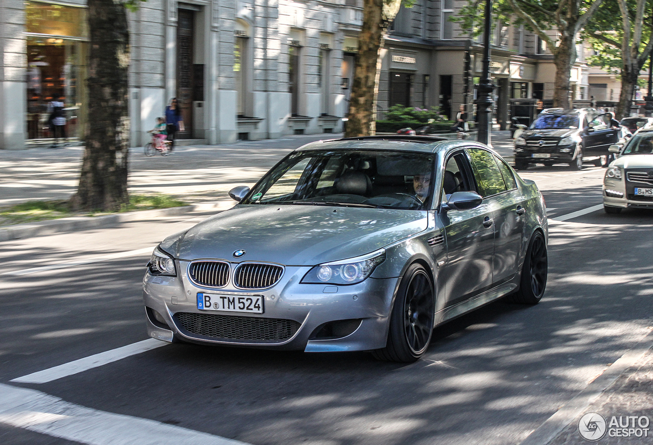 BMW M5 E60 2007