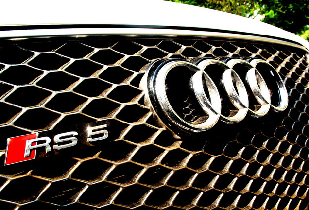 Audi RS5 B8 2012